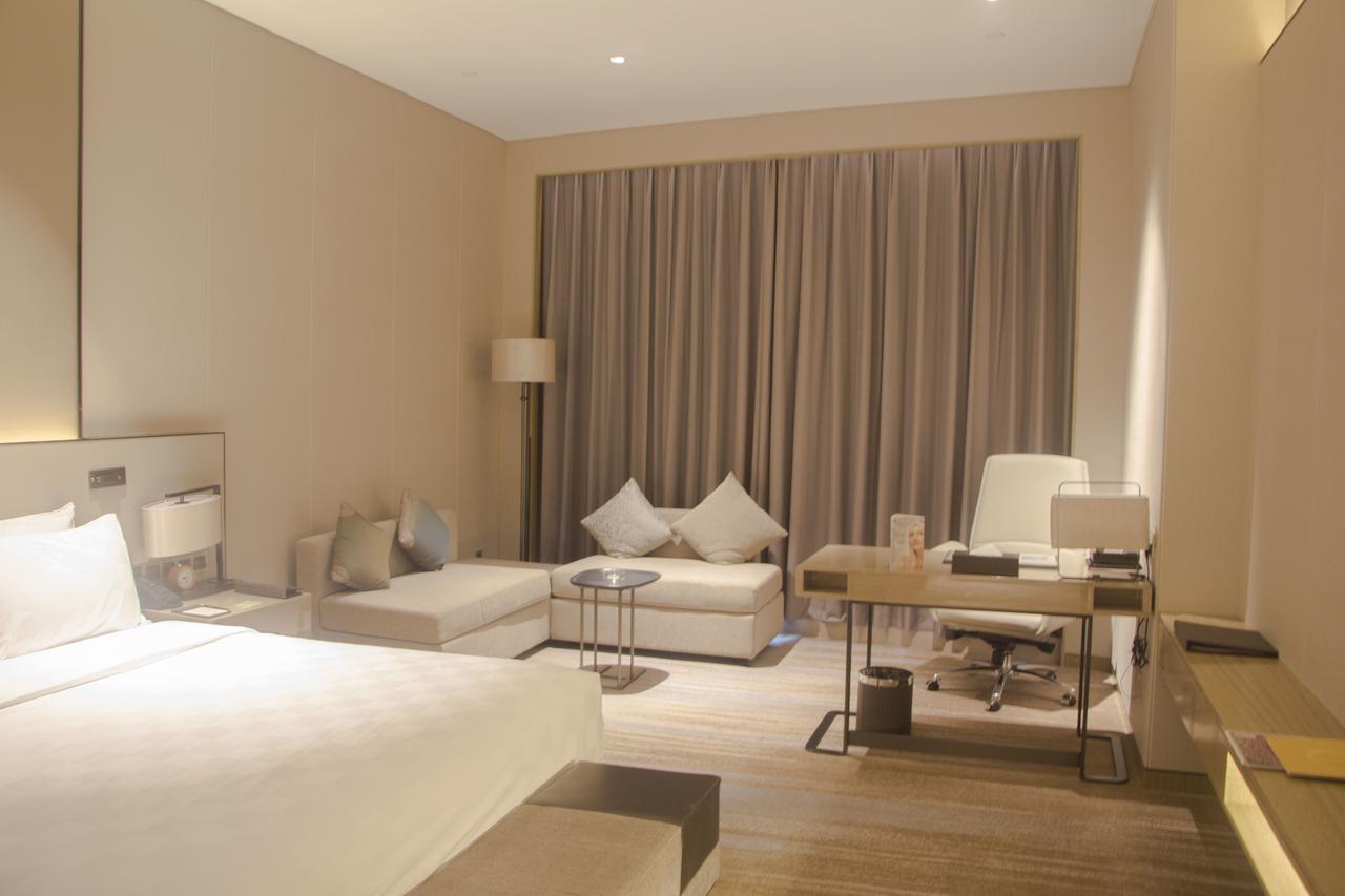 Nanjing Golden Eagle Summit Hotel Екстер'єр фото